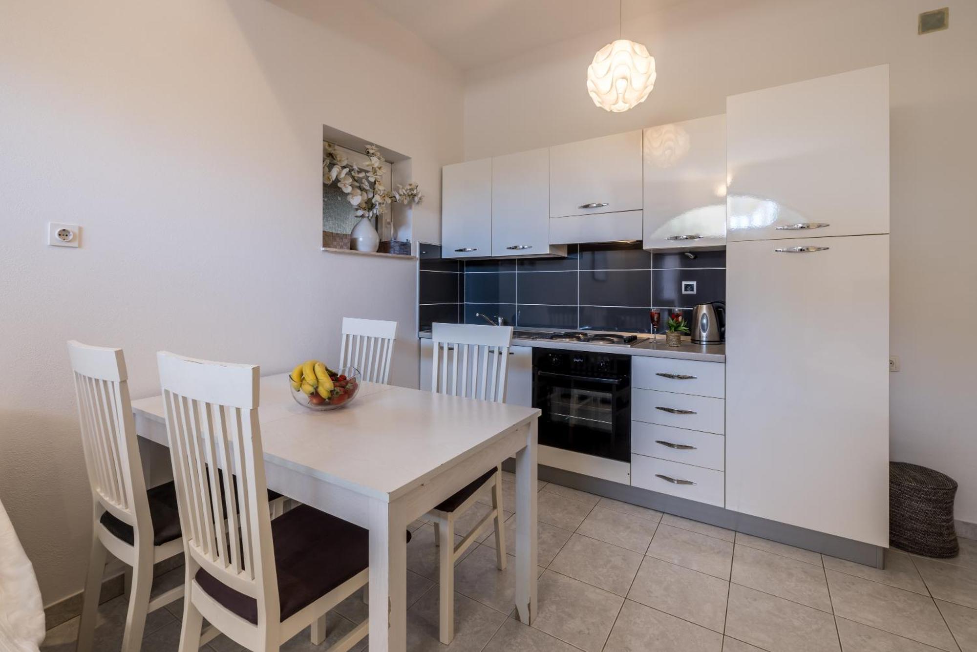 Holiday Home Krishto Трогир Экстерьер фото