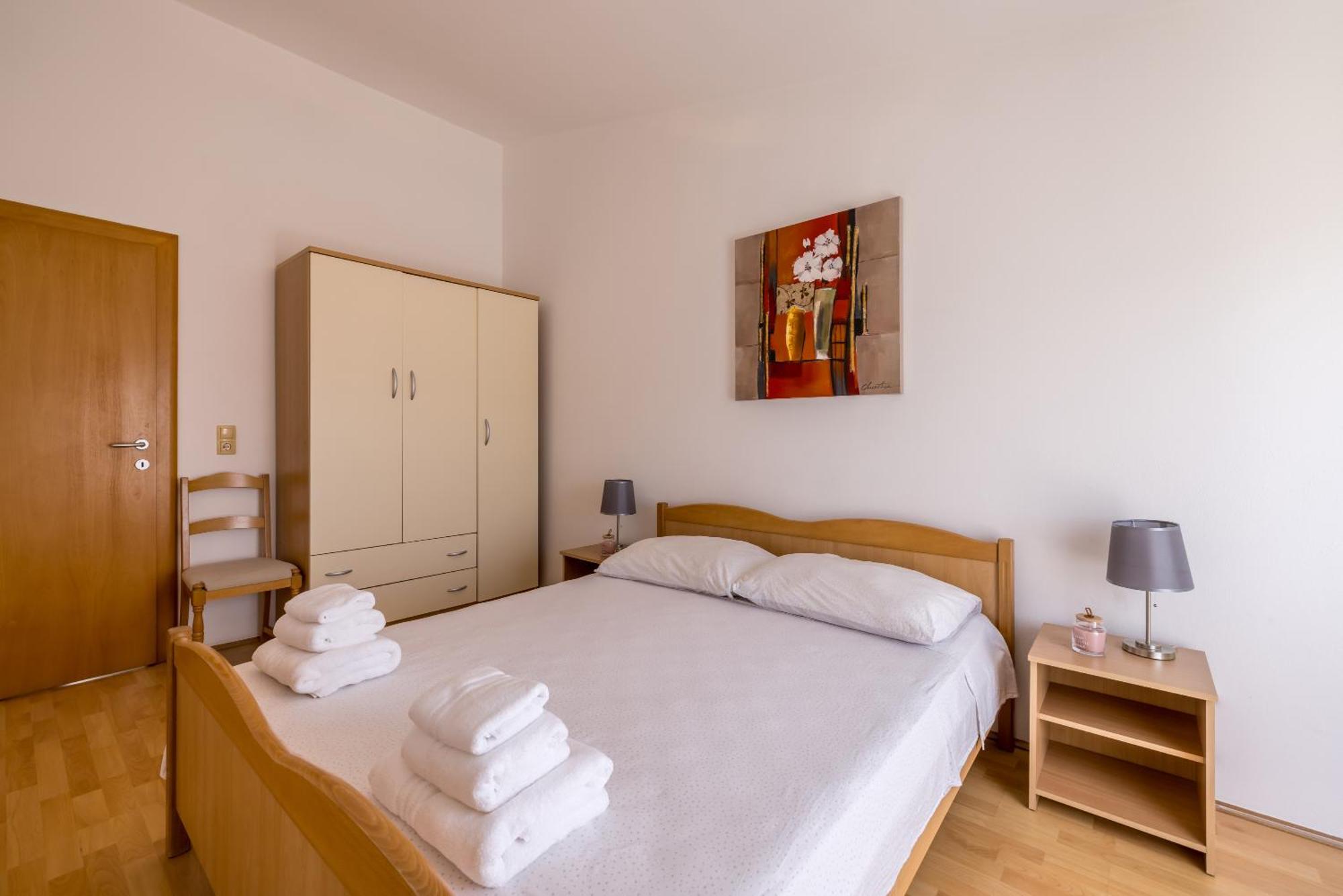 Holiday Home Krishto Трогир Экстерьер фото